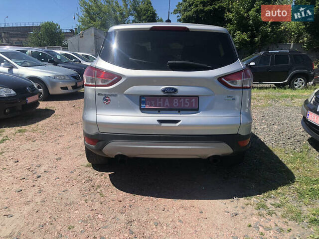 Сірий Форд Ескейп, об'ємом двигуна 2 л та пробігом 220 тис. км за 10600 $, фото 15 на Automoto.ua