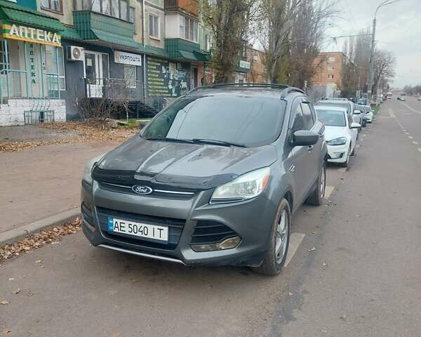 Серый Форд Эскейп, объемом двигателя 1.6 л и пробегом 181 тыс. км за 9500 $, фото 3 на Automoto.ua