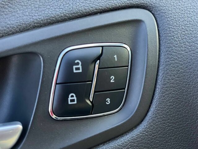 Серый Форд Эскейп, объемом двигателя 2 л и пробегом 134 тыс. км за 15500 $, фото 9 на Automoto.ua