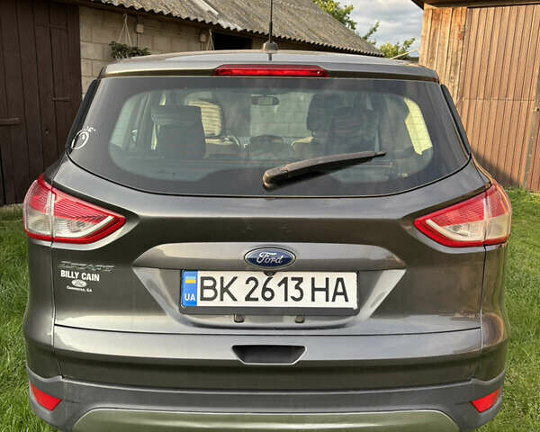 Форд Эскейп 2014 в Березно на Automoto.ua Серый Форд Эскейп, объемом двигателя 2.5 л и пробегом 130 тыс. км за 9900 $, фото 1 на Automoto.ua