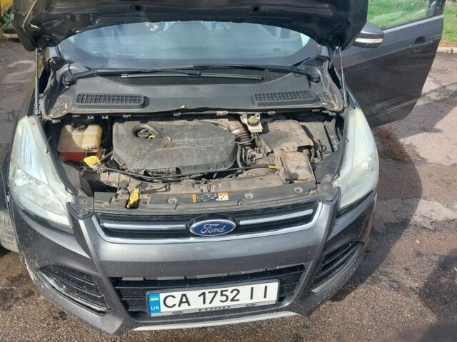 Сірий Форд Ескейп, об'ємом двигуна 1.6 л та пробігом 212 тис. км за 5000 $, фото 4 на Automoto.ua