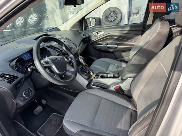 Серый Форд Эскейп, объемом двигателя 1.6 л и пробегом 124 тыс. км за 8900 $, фото 17 на Automoto.ua