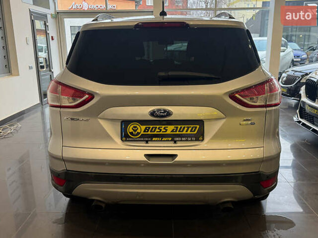 Сірий Форд Ескейп, об'ємом двигуна 1.6 л та пробігом 230 тис. км за 11700 $, фото 5 на Automoto.ua