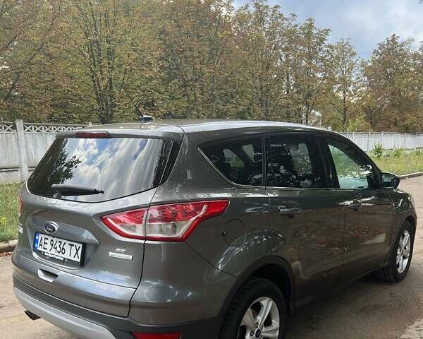 Серый Форд Эскейп, объемом двигателя 1.6 л и пробегом 208 тыс. км за 10800 $, фото 5 на Automoto.ua