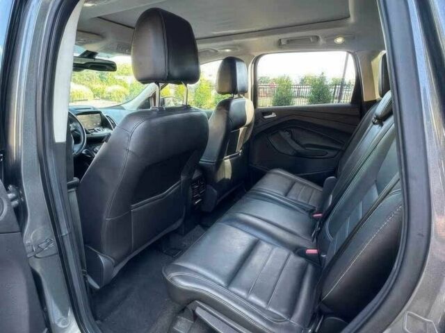 Форд Эскейп 2014 в Житомире на Automoto.ua Серый Форд Эскейп, объемом двигателя 2 л и пробегом 88 тыс. км за 4100 $, фото 10 на Automoto.ua