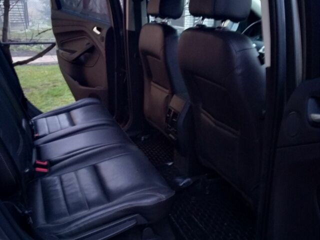 Серый Форд Эскейп, объемом двигателя 1.6 л и пробегом 225 тыс. км за 9200 $, фото 12 на Automoto.ua