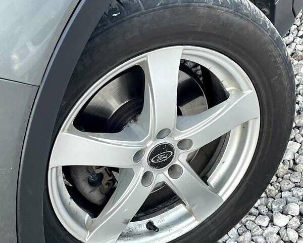 Серый Форд Эскейп, объемом двигателя 1.6 л и пробегом 181 тыс. км за 9500 $, фото 9 на Automoto.ua