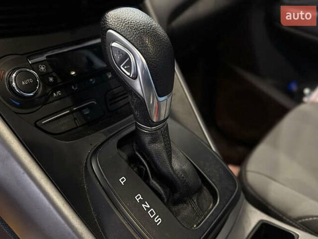 Сірий Форд Ескейп, об'ємом двигуна 1.6 л та пробігом 230 тис. км за 11700 $, фото 16 на Automoto.ua