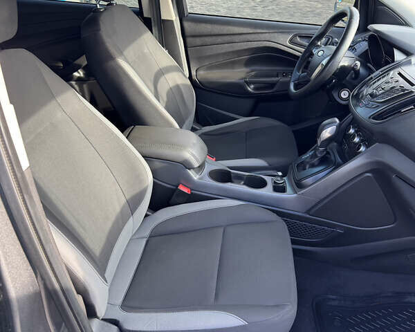 Сірий Форд Ескейп, об'ємом двигуна 2.49 л та пробігом 239 тис. км за 8999 $, фото 21 на Automoto.ua