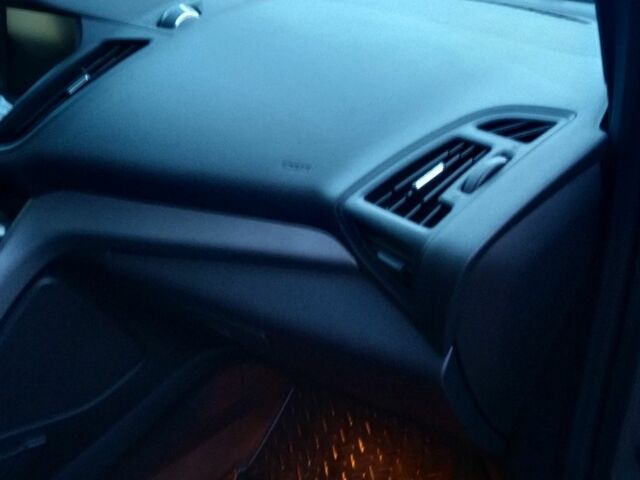 Серый Форд Эскейп, объемом двигателя 1.6 л и пробегом 225 тыс. км за 9200 $, фото 15 на Automoto.ua