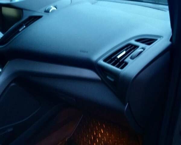 Сірий Форд Ескейп, об'ємом двигуна 1.6 л та пробігом 245 тис. км за 9500 $, фото 4 на Automoto.ua