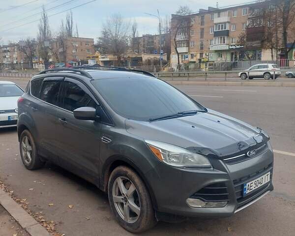 Серый Форд Эскейп, объемом двигателя 1.6 л и пробегом 181 тыс. км за 9500 $, фото 1 на Automoto.ua