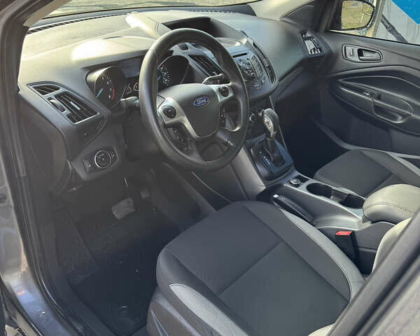 Сірий Форд Ескейп, об'ємом двигуна 2.49 л та пробігом 239 тис. км за 8999 $, фото 11 на Automoto.ua