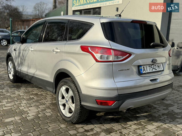 Серый Форд Эскейп, объемом двигателя 1.6 л и пробегом 124 тыс. км за 8900 $, фото 6 на Automoto.ua