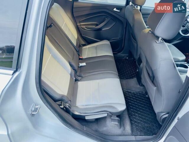 Сірий Форд Ескейп, об'ємом двигуна 2 л та пробігом 127 тис. км за 9500 $, фото 25 на Automoto.ua