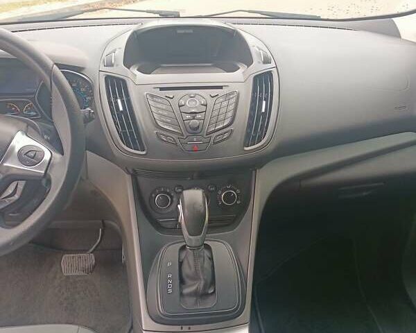 Серый Форд Эскейп, объемом двигателя 2 л и пробегом 169 тыс. км за 11500 $, фото 9 на Automoto.ua