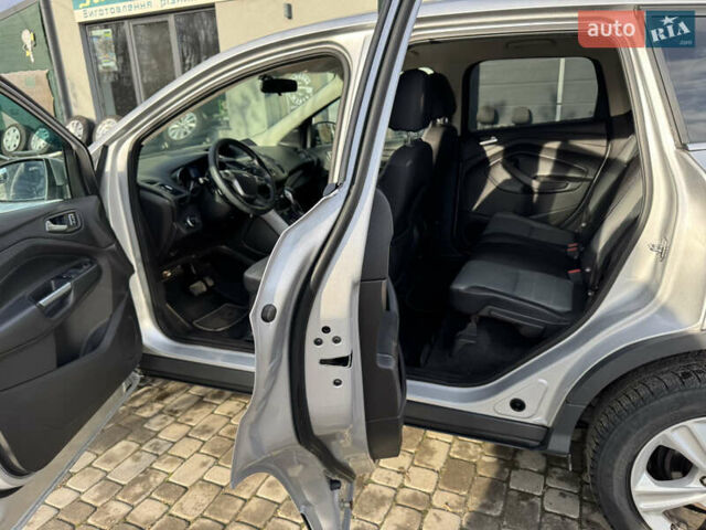 Серый Форд Эскейп, объемом двигателя 1.6 л и пробегом 124 тыс. км за 8900 $, фото 12 на Automoto.ua