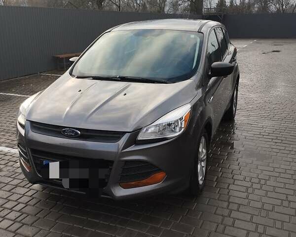 Серый Форд Эскейп, объемом двигателя 2.5 л и пробегом 206 тыс. км за 12900 $, фото 1 на Automoto.ua