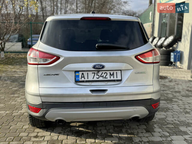 Серый Форд Эскейп, объемом двигателя 1.6 л и пробегом 124 тыс. км за 8900 $, фото 7 на Automoto.ua