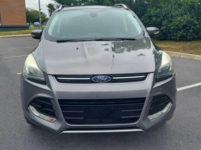 Серый Форд Эскейп, объемом двигателя 2 л и пробегом 82 тыс. км за 7000 $, фото 1 на Automoto.ua