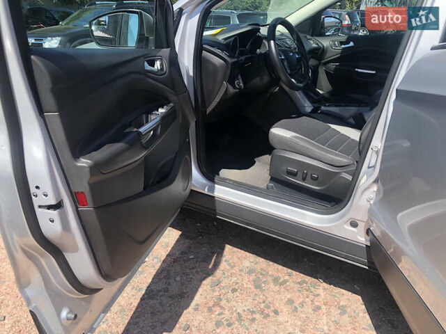 Сірий Форд Ескейп, об'ємом двигуна 2 л та пробігом 220 тис. км за 10600 $, фото 24 на Automoto.ua
