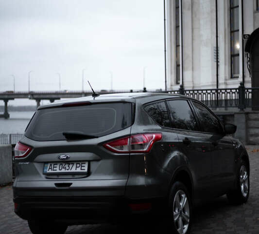 Серый Форд Эскейп, объемом двигателя 2.49 л и пробегом 208 тыс. км за 8499 $, фото 6 на Automoto.ua