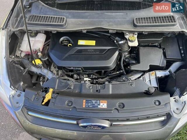 Серый Форд Эскейп, объемом двигателя 1.6 л и пробегом 208 тыс. км за 10800 $, фото 6 на Automoto.ua
