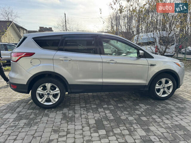 Серый Форд Эскейп, объемом двигателя 1.6 л и пробегом 124 тыс. км за 8900 $, фото 4 на Automoto.ua
