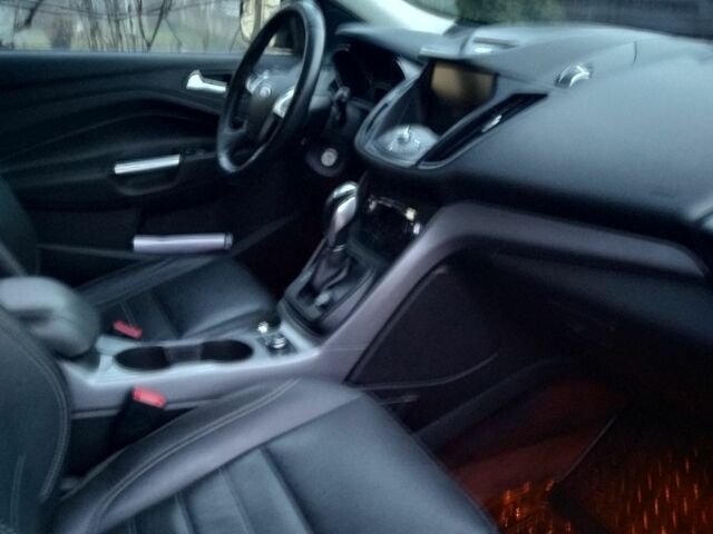 Серый Форд Эскейп, объемом двигателя 1.6 л и пробегом 225 тыс. км за 9200 $, фото 14 на Automoto.ua