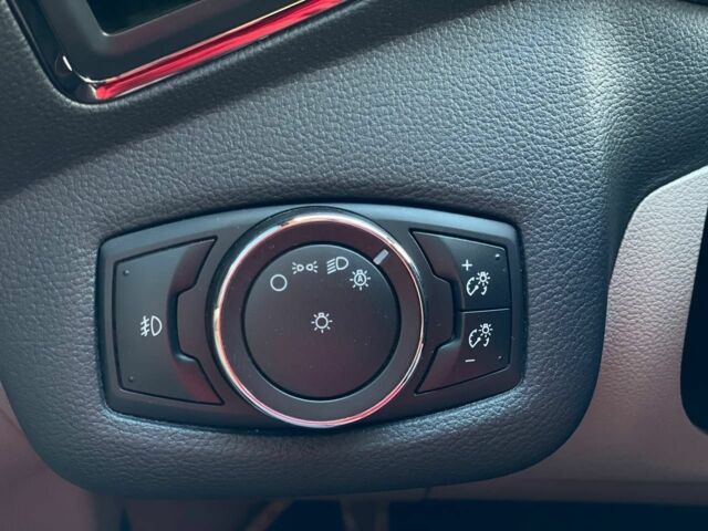 Серый Форд Эскейп, объемом двигателя 2 л и пробегом 134 тыс. км за 15500 $, фото 15 на Automoto.ua