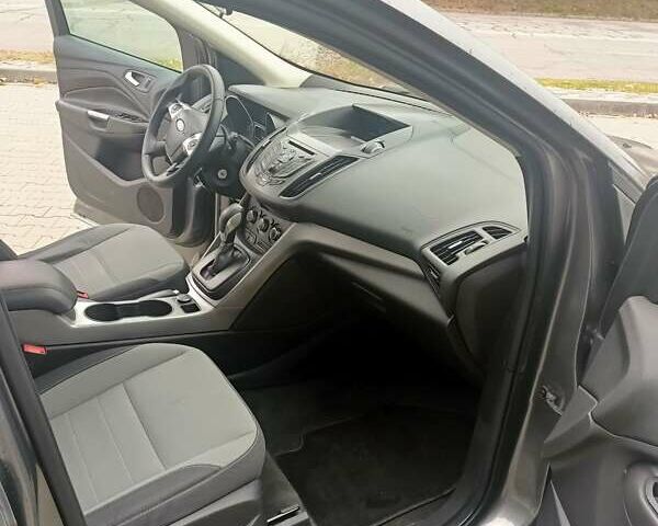 Серый Форд Эскейп, объемом двигателя 2 л и пробегом 169 тыс. км за 11500 $, фото 14 на Automoto.ua