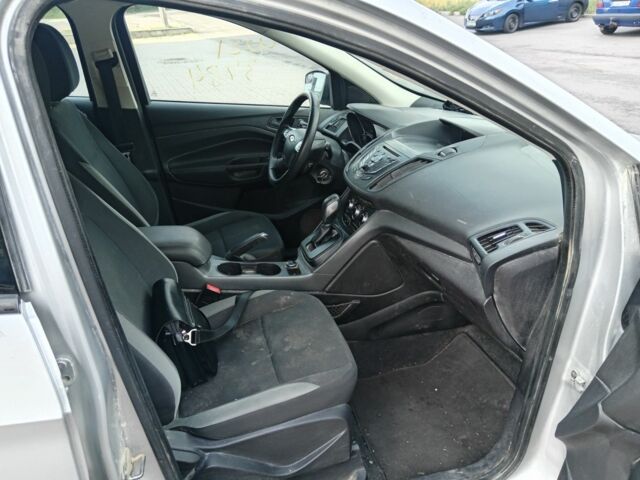 Сірий Форд Ескейп, об'ємом двигуна 0 л та пробігом 300 тис. км за 6900 $, фото 5 на Automoto.ua