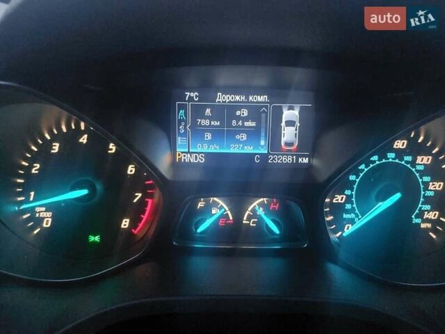 Серый Форд Эскейп, объемом двигателя 2 л и пробегом 232 тыс. км за 11500 $, фото 8 на Automoto.ua