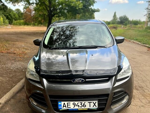 Серый Форд Эскейп, объемом двигателя 1.6 л и пробегом 208 тыс. км за 11000 $, фото 1 на Automoto.ua