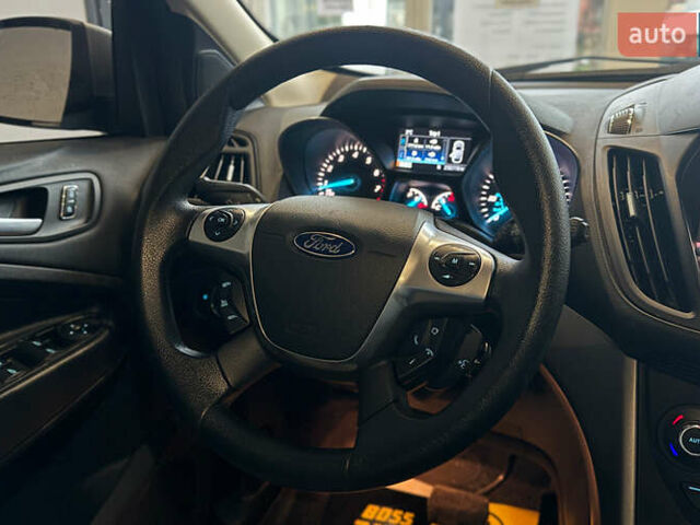 Сірий Форд Ескейп, об'ємом двигуна 1.6 л та пробігом 230 тис. км за 11700 $, фото 10 на Automoto.ua