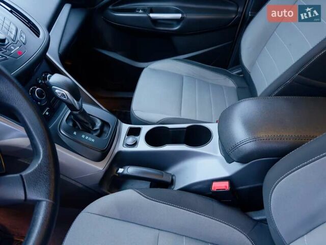 Сірий Форд Ескейп, об'ємом двигуна 2 л та пробігом 127 тис. км за 9500 $, фото 20 на Automoto.ua