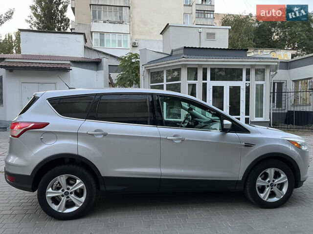 Сірий Форд Ескейп, об'ємом двигуна 1.6 л та пробігом 202 тис. км за 9800 $, фото 6 на Automoto.ua