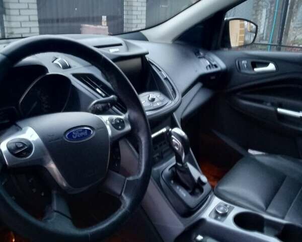 Сірий Форд Ескейп, об'ємом двигуна 1.6 л та пробігом 245 тис. км за 9500 $, фото 12 на Automoto.ua