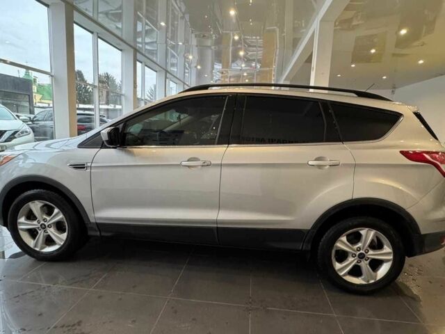 Серый Форд Эскейп, объемом двигателя 1.6 л и пробегом 230 тыс. км за 11700 $, фото 3 на Automoto.ua