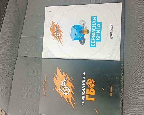 Серый Форд Эскейп, объемом двигателя 2 л и пробегом 169 тыс. км за 11000 $, фото 17 на Automoto.ua