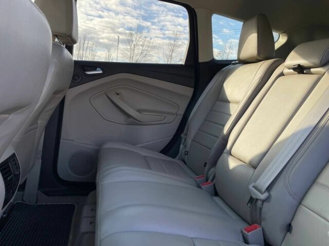 Серый Форд Эскейп, объемом двигателя 2 л и пробегом 134 тыс. км за 15500 $, фото 20 на Automoto.ua