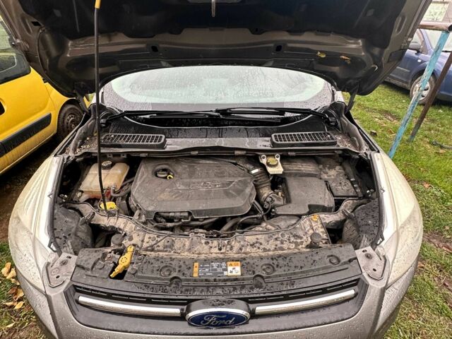 Серый Форд Эскейп, объемом двигателя 1.6 л и пробегом 252 тыс. км за 10500 $, фото 18 на Automoto.ua