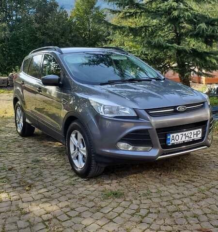 Серый Форд Эскейп, объемом двигателя 1.6 л и пробегом 235 тыс. км за 12300 $, фото 9 на Automoto.ua