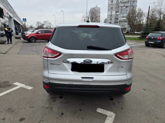 Сірий Форд Ескейп, об'ємом двигуна 1.6 л та пробігом 230 тис. км за 9300 $, фото 6 на Automoto.ua