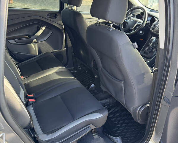 Сірий Форд Ескейп, об'ємом двигуна 2.49 л та пробігом 239 тис. км за 8999 $, фото 18 на Automoto.ua