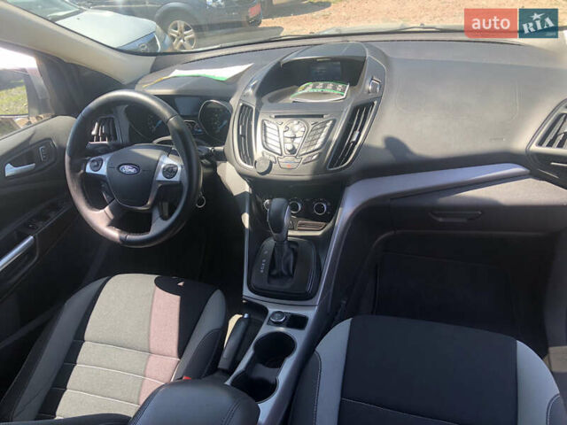 Сірий Форд Ескейп, об'ємом двигуна 2 л та пробігом 220 тис. км за 10600 $, фото 20 на Automoto.ua