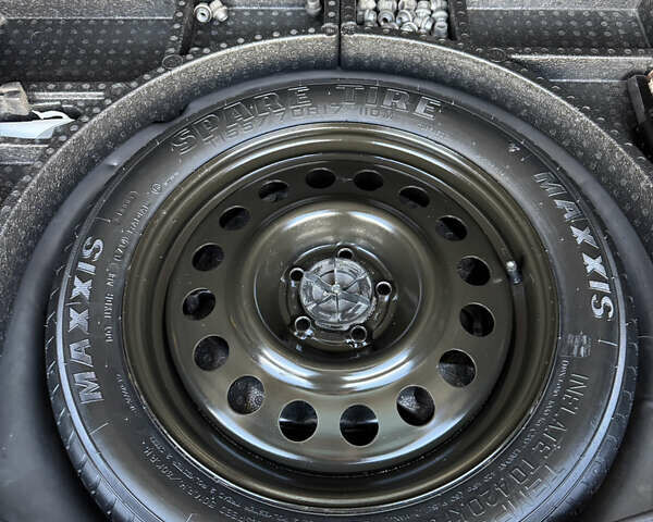 Сірий Форд Ескейп, об'ємом двигуна 2.49 л та пробігом 239 тис. км за 8999 $, фото 24 на Automoto.ua