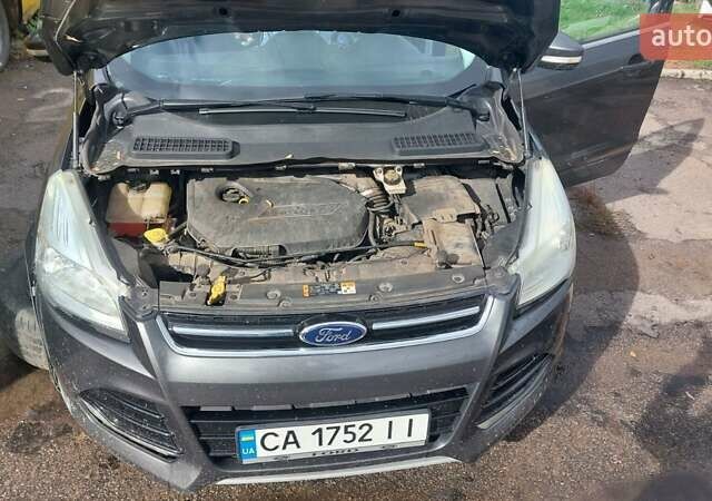 Форд Ескейп 2014 у Черкасах на Automoto.ua Сірий Форд Ескейп, об'ємом двигуна 1.6 л та пробігом 212 тис. км за 5000 $, фото 1 на Automoto.ua