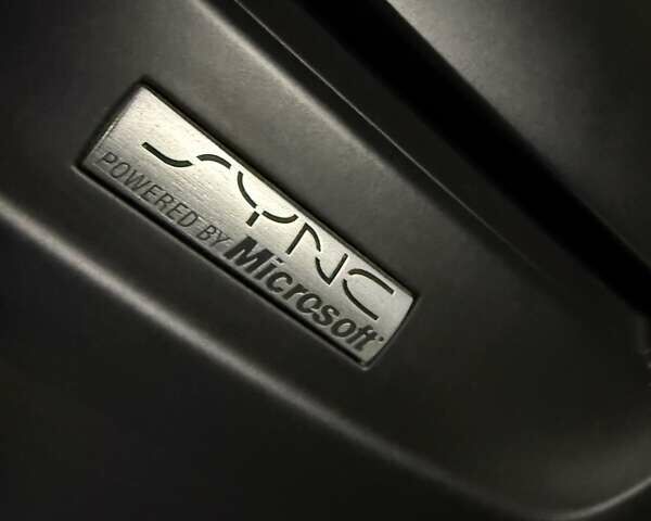 Форд Эскейп 2015 в Киеве на Automoto.ua Серый Форд Эскейп, объемом двигателя 2 л и пробегом 239 тыс. км за 13222 $, фото 6 на Automoto.ua