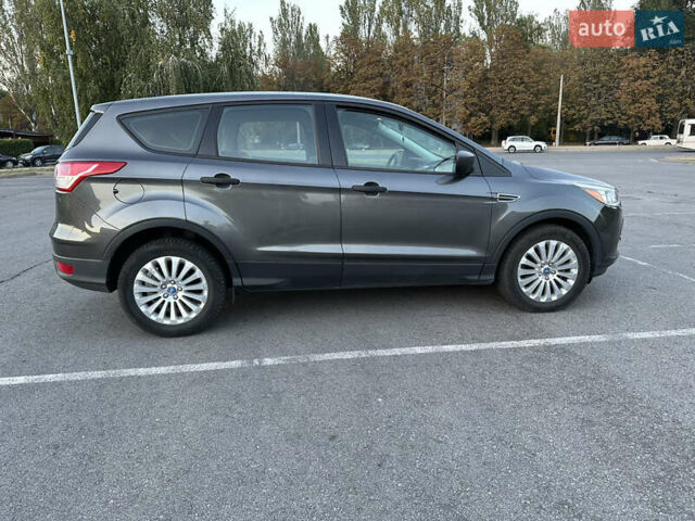 Серый Форд Эскейп, объемом двигателя 2.5 л и пробегом 100 тыс. км за 11000 $, фото 6 на Automoto.ua